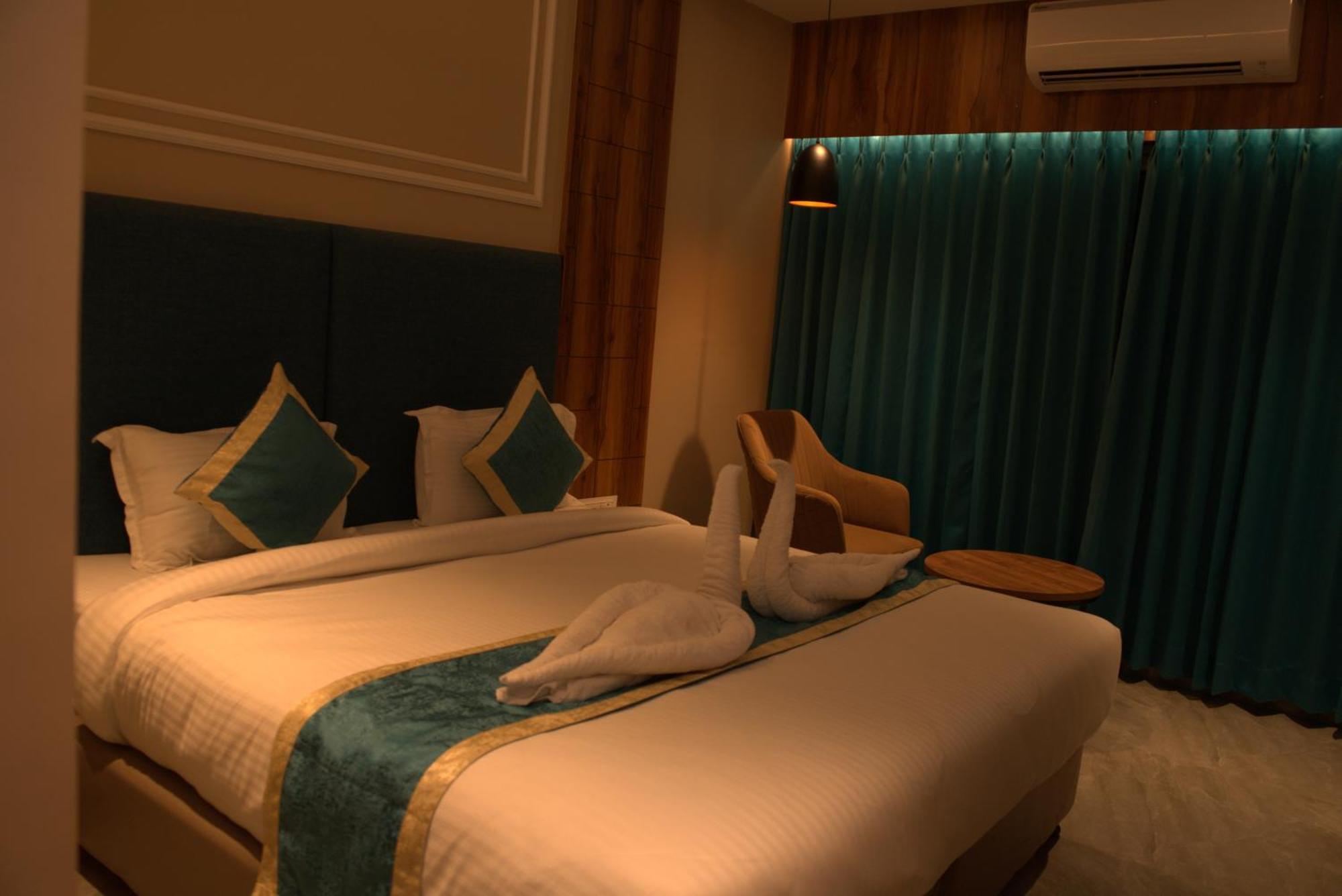Hotel Tanisha Kishanganj Eksteriør billede